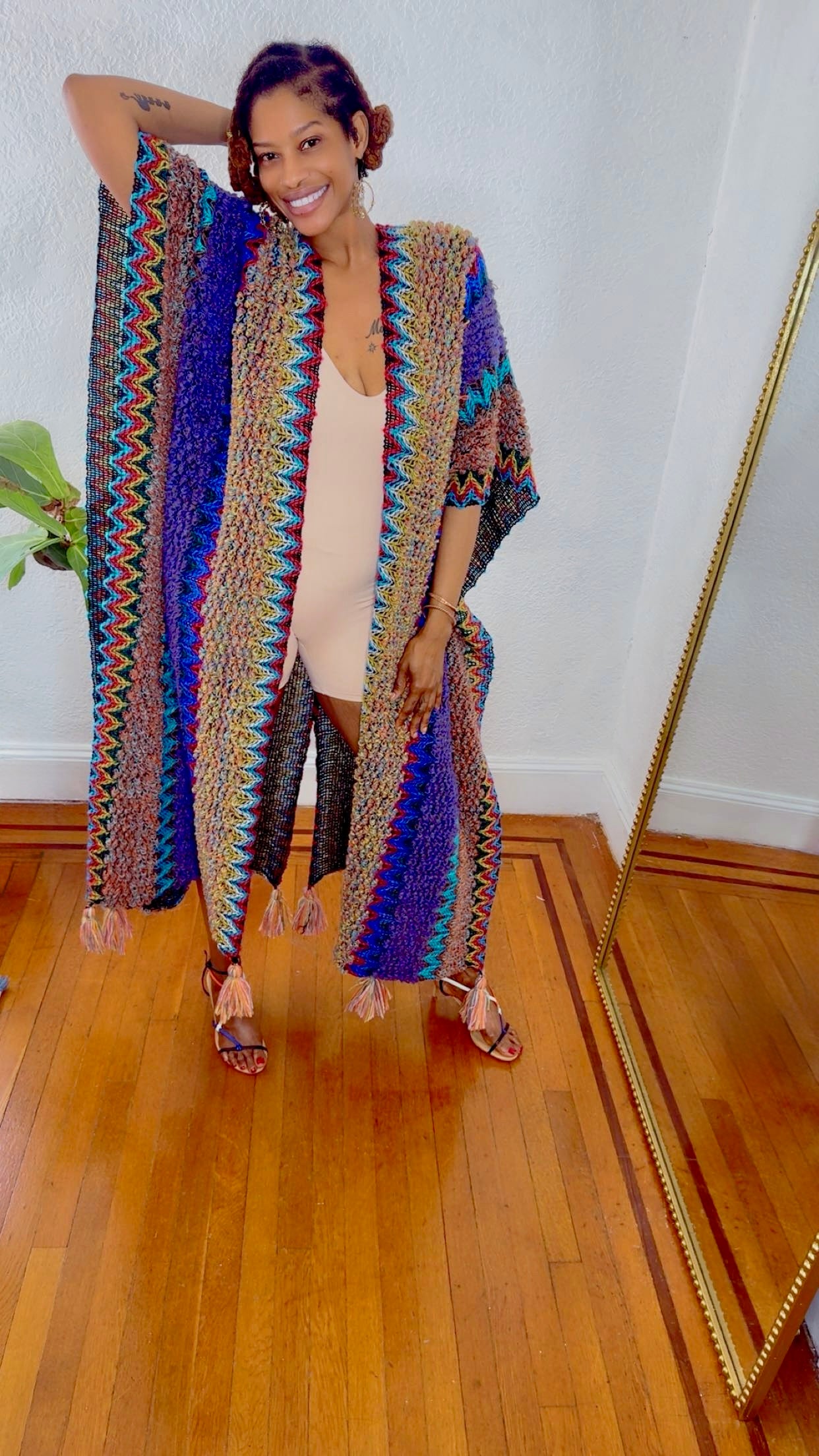 desert-muse-kimono-full-length
Alt text: Desert Muse Kimono full length — boho crochet open cardigan worn as a beach cover-up from Monologue Closets
